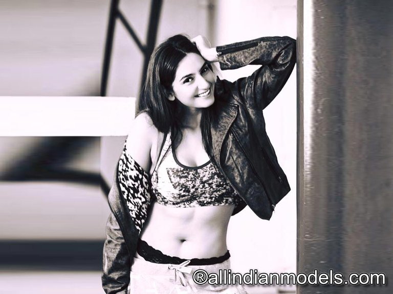 watermarked-ragini-dwivedi-hot-sexy (152).jpg