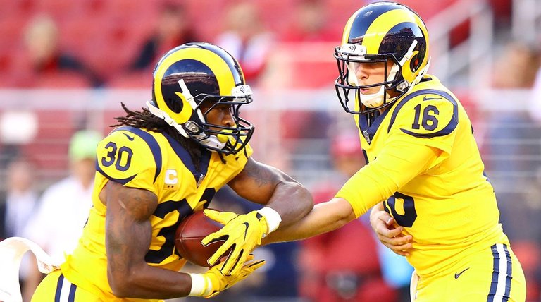 todd-gurley-jared-goff-rams-49ers-thursday-night-football.jpg