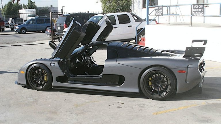 2009-172408-mosler-mt900-gtr-xx-by-iad1.jpg