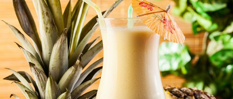 incredible-hero-DeKuyper-Amaretto-Pina-Colada-1.jpg