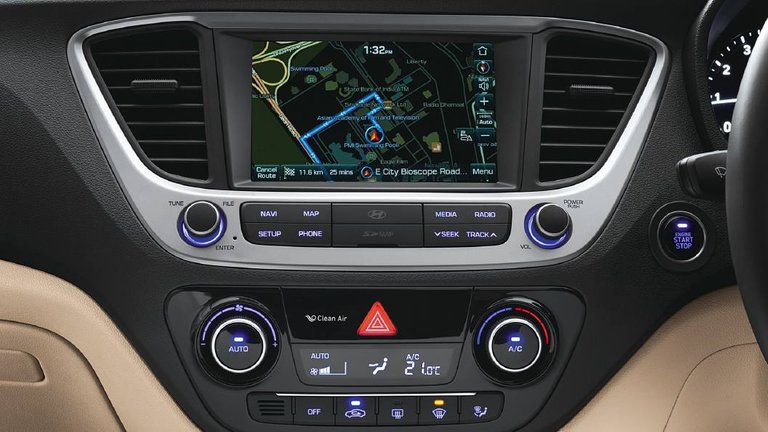 Hyundai-Verna-Interior-105279.jpg