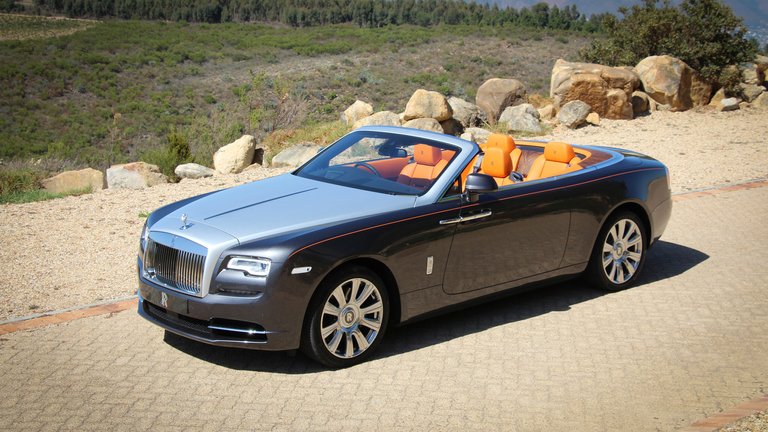 2016-rolls-royce-dawn.jpg