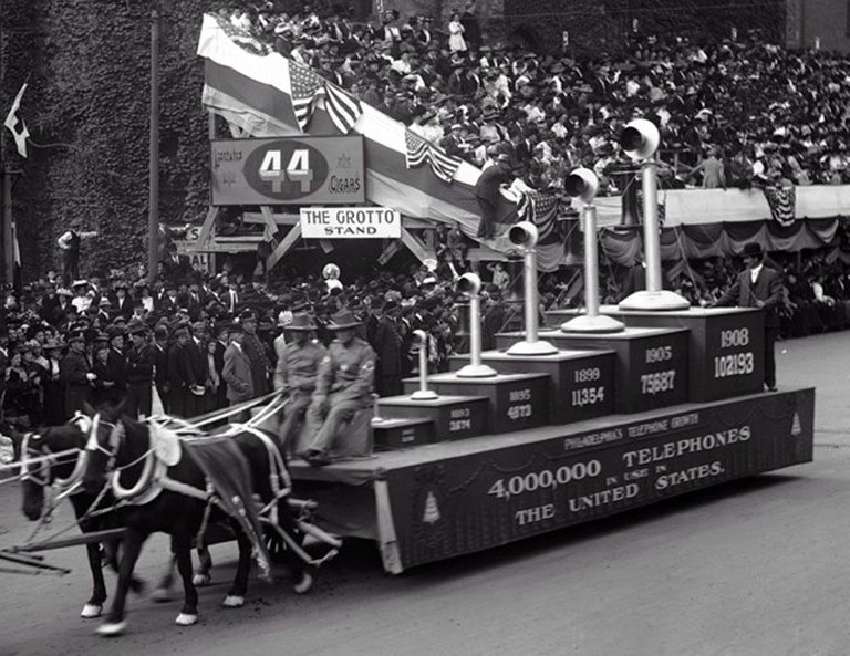 Telephone - Parade 1908 detail - 4155-0.jpg