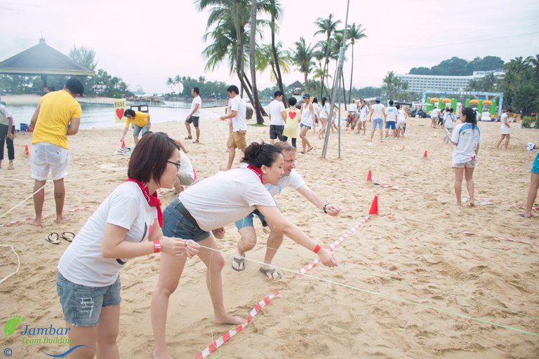 Jambar-Team-Building-and-Estee-Lauder-Beach-Olympics-174-of-351.jpg