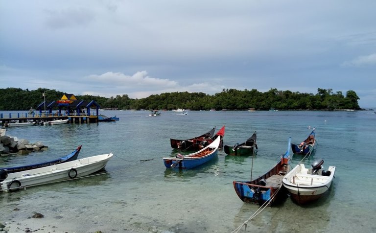 indahnya pulau rubiah.jpg