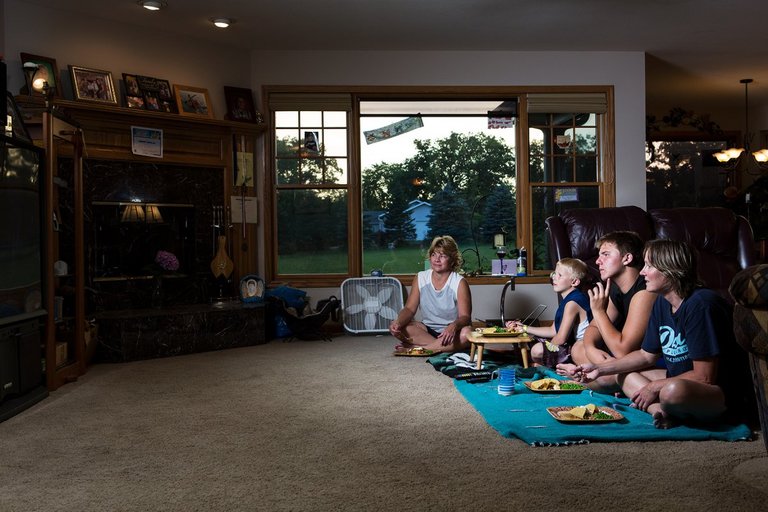 from-picnicking-on-the-floor-to-standing-upright-at-the-counter-while-reading-the-paper-she-found-no-two-households-were-alike.jpg