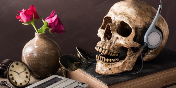 skull_wearing_headphones_memento_mori_shutterstock-e1506140619863.jpg