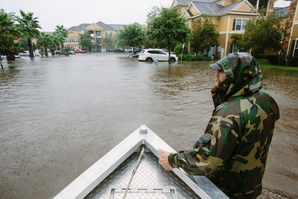 31cajunnavy-01-articleLarge.jpg