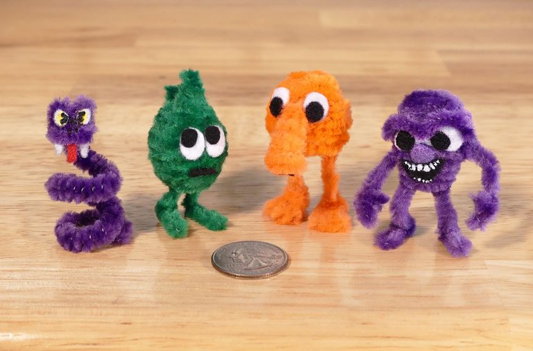 PipeCleaner_Q-Bert_01.jpg