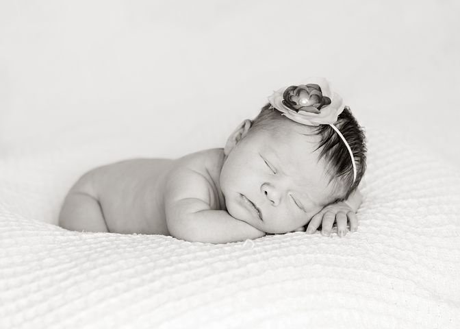 newborn-501637__480.jpg