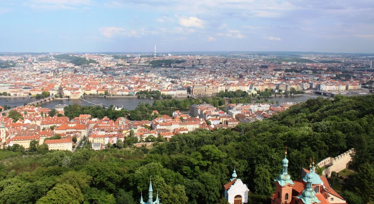 Petřín_Tower_View_IMG_3017.JPG