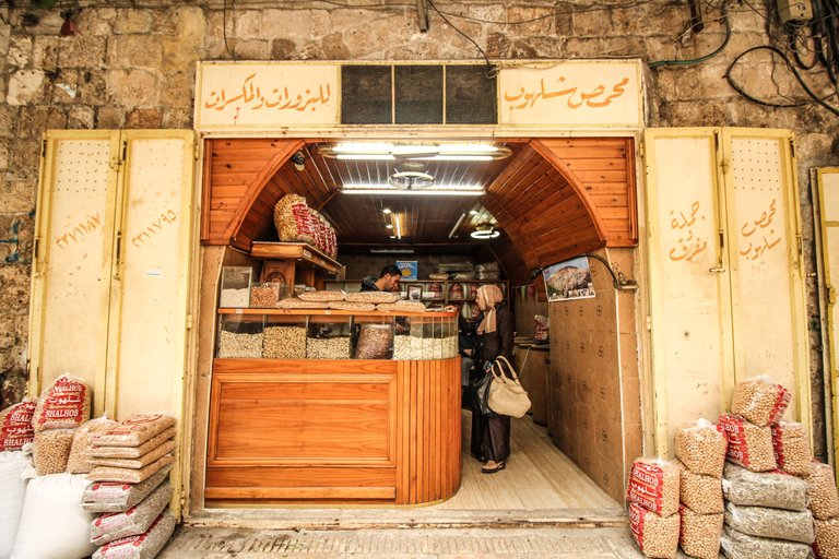 in-the-market-nablus.jpg