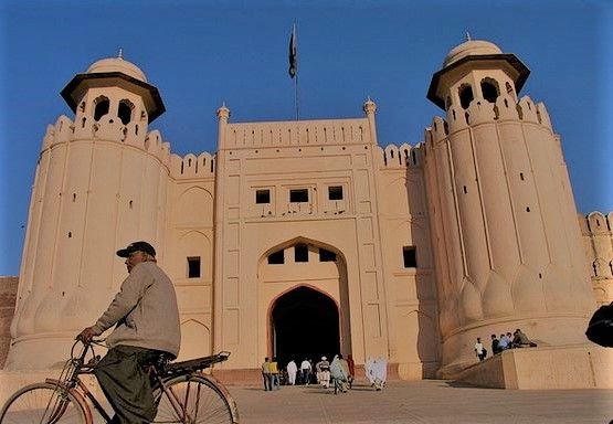 Fuerte-de-Lahore-en-Pakistán.jpg