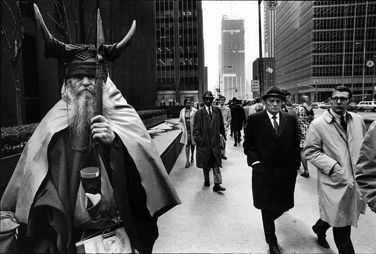 Moondog.jpg