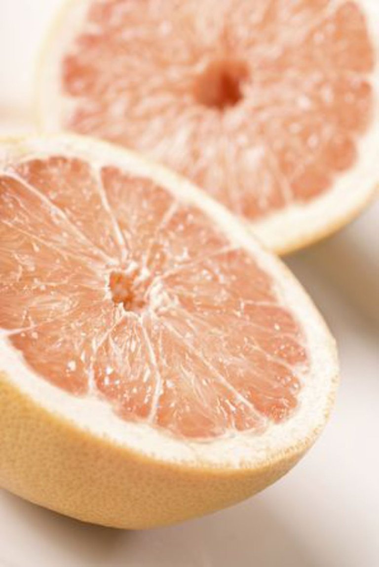 Le-pamplemousse-ou-pomelo.jpg