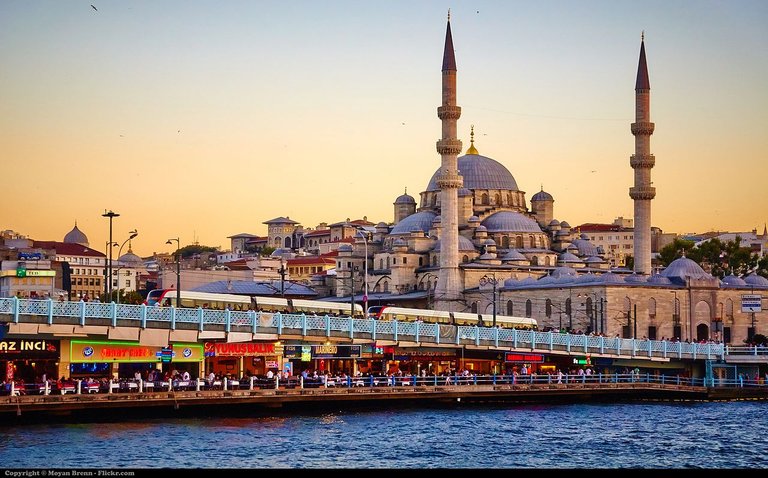 Istanbul_(8274724020).jpg