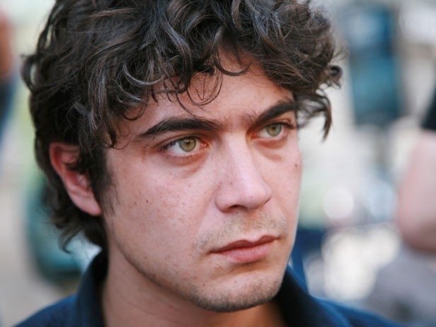 bari-al-via-i-casting-per-il-nuovo-film-con-riccardo-scamarcio-ecco-come-candidarsi--1472018025-grande.jpg