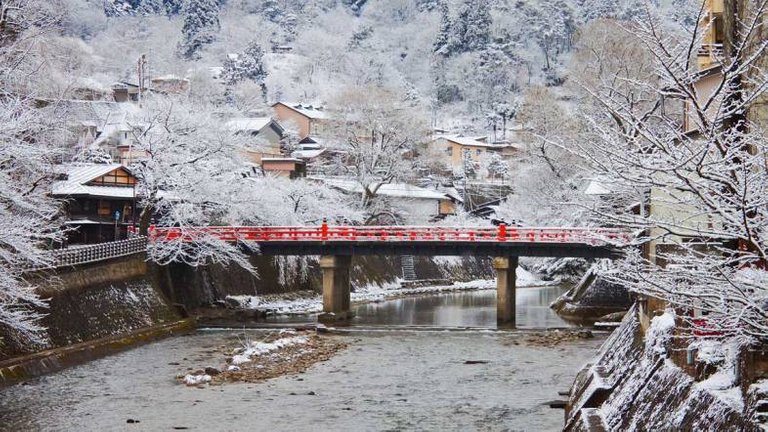 nakabashi-ponte-di-takayama-think.jpg