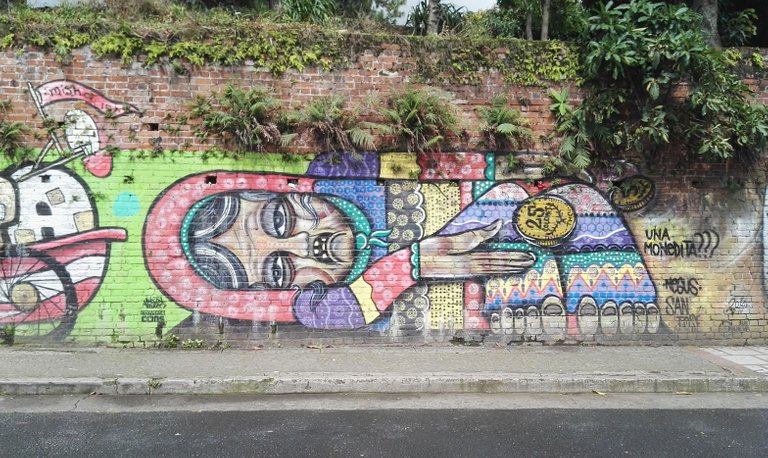 Graffiti in San Jose  Costa Rica Near Parque Nacional