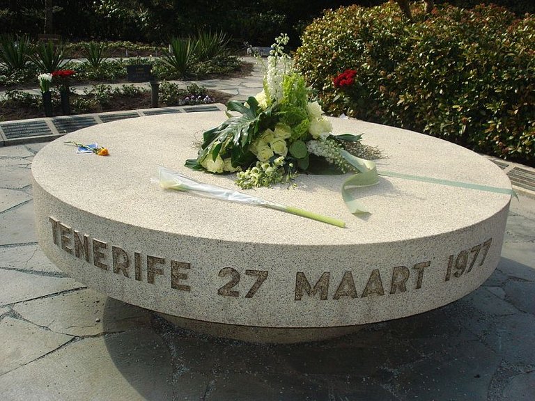 Tenerife_memorial_Westgaarde.jpg