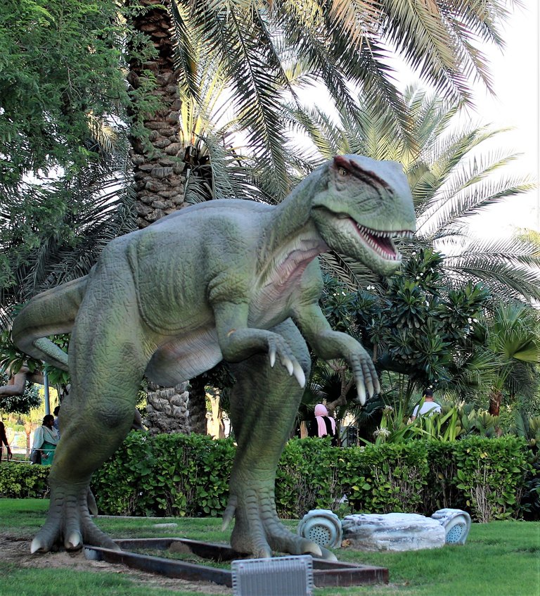 tyranosaurus rex.jpg