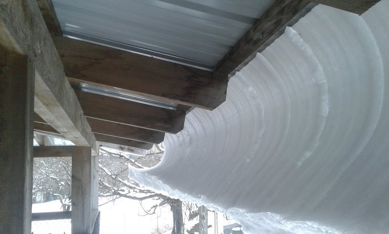 snow curl and square lines.jpg