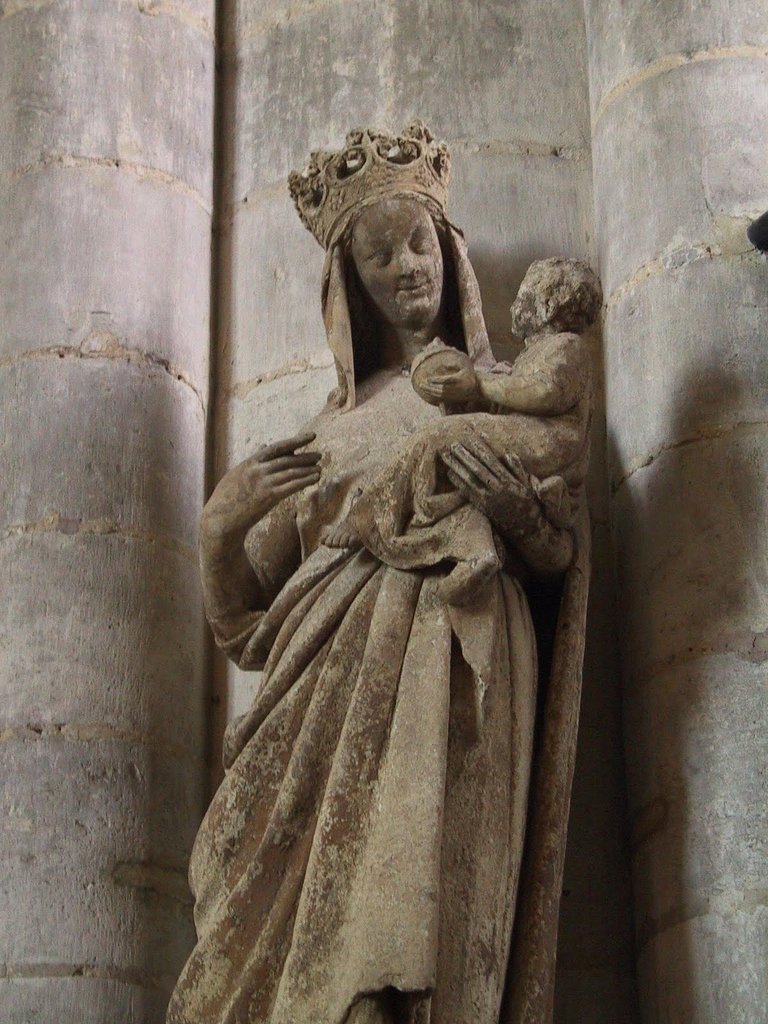 virgen amiens.jpg