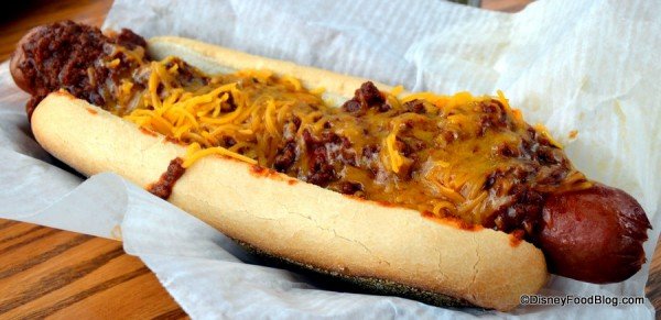 Dockside_Hotdog_Closeup-600x291.jpg