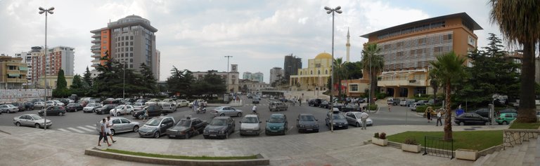 piazza liria per tesi.jpg