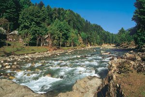 kashmir-river.jpg