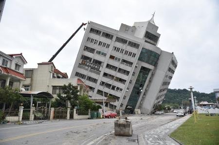 video-foto-urmarile-cutremurului-din-taiwan-bilantul-mortilor-si-ranitilor-creste-18604018.jpg