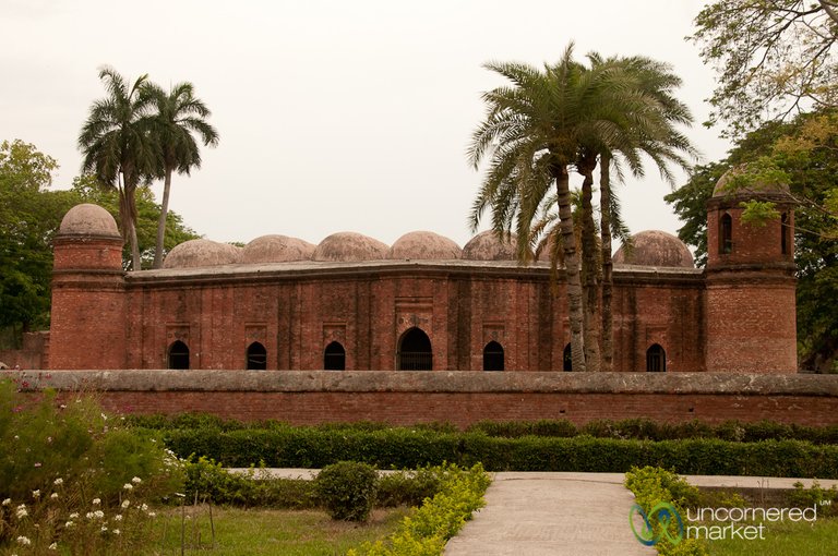 Shait-Gumbad-Masjid-of-Bangladesh.jpg