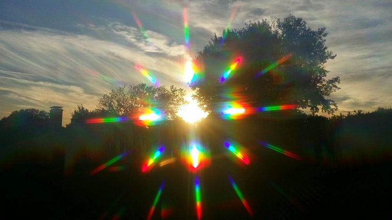 sun_outdoors_rainbow_refraction_colors.jpg