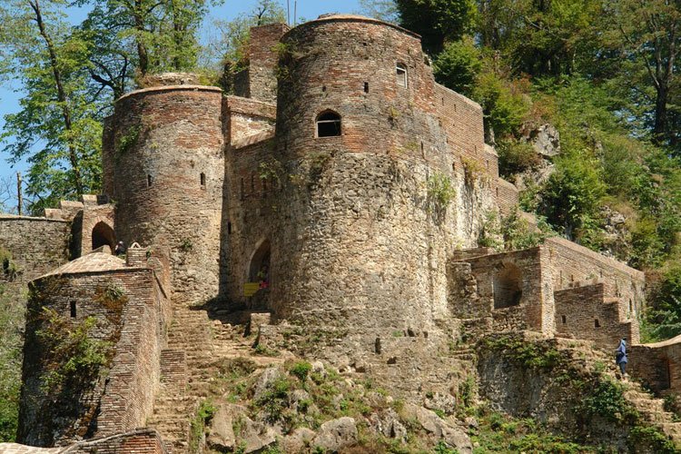 rudkhan castle6.jpg