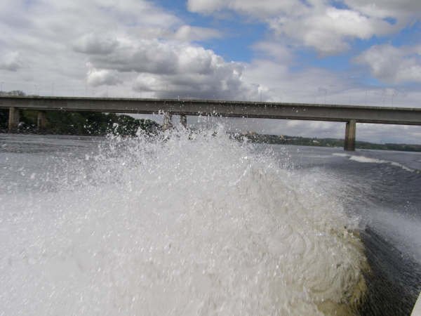 5debajo de puente angosturita.jpg