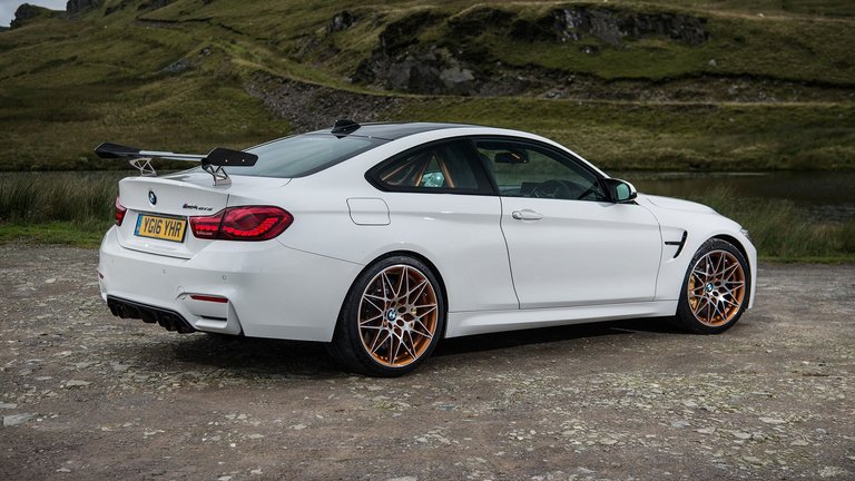 BMW_M4_GTS_11.jpg