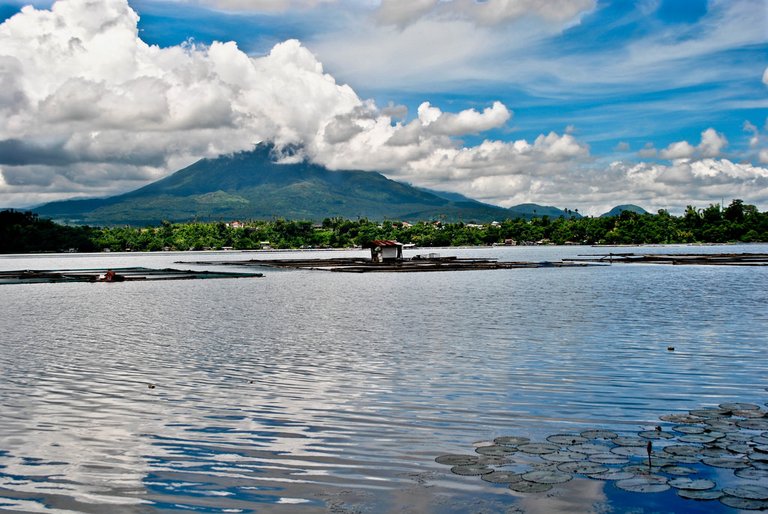 Sapmaloc Lake.jpg