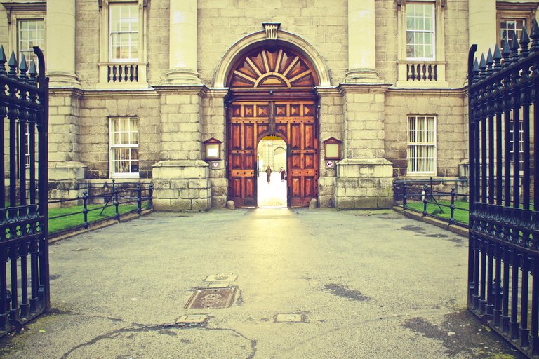 picography-trinity-college-dublin.jpg