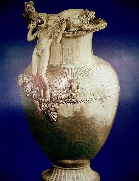 Jug_from_Lydian_Treasure_Usak.jpg