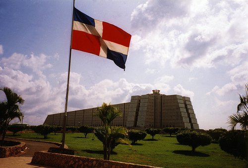 Faro-a-Colón-Santo-Domingo.jpg