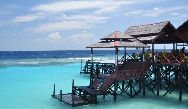 wisata-pantai-derawan.jpg