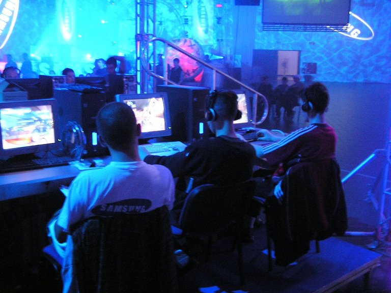 world-cyber-games-2004-finals-1440376.jpg