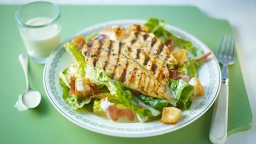 chickencaesarsalad_84099_16x9.jpg