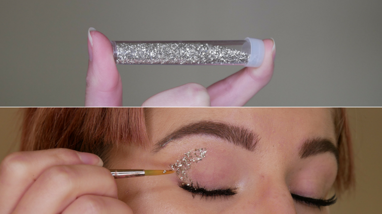 Special Event Eye Makeup-Apply little stones-melissavandijkmakeuptutorials.png