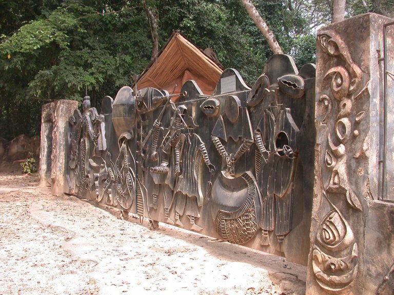 Osun-Osogbo-Sacred-Grove.jpg