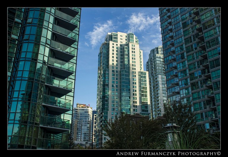 Coal Harbour Condo land1 S.jpg