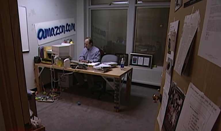 Jeff Bezos 1999.png