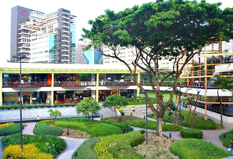 Ayala-Center-Cebu.jpg