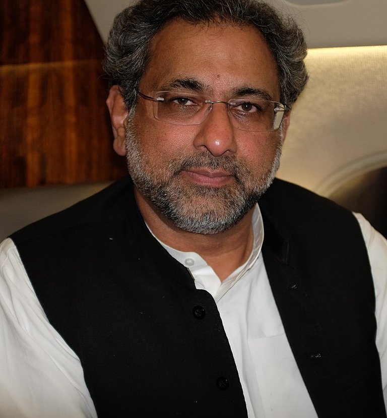 800px-Shahid_Khaqan_Abbasi.jpg