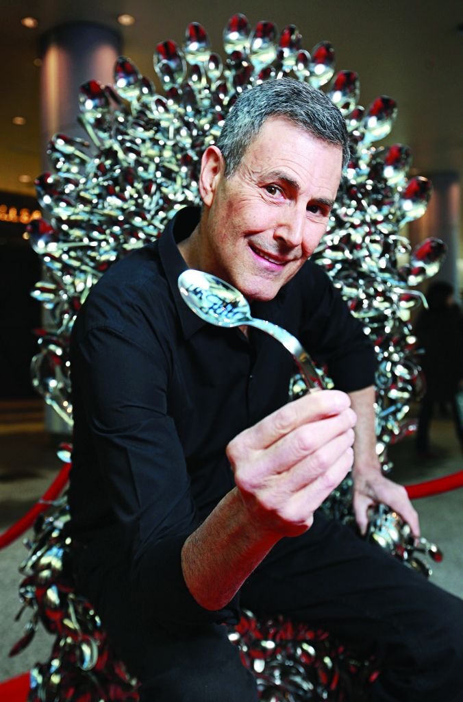 22-uri-geller-965x543.jpg